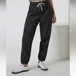Vuori women’s Charcoal Birch Jogger